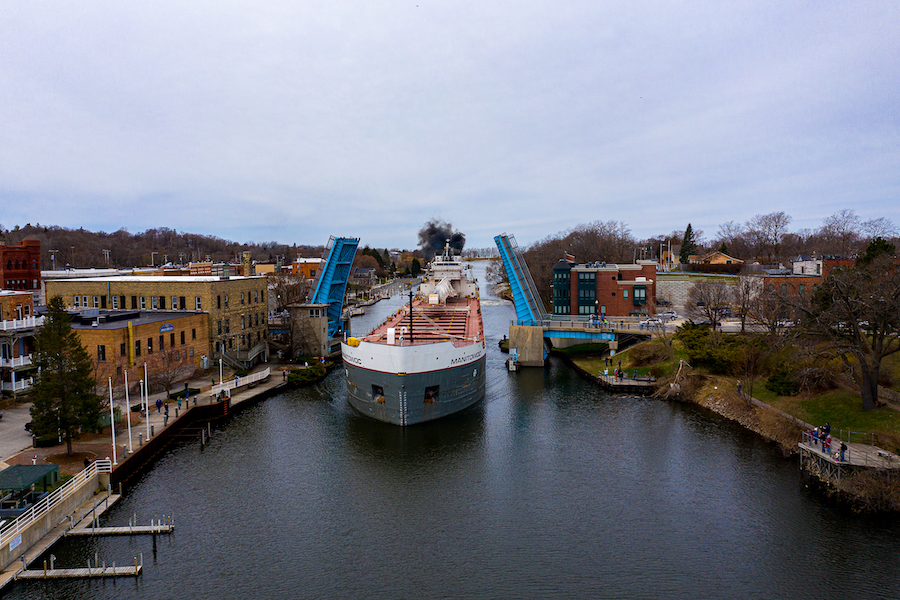 Manitowoc1